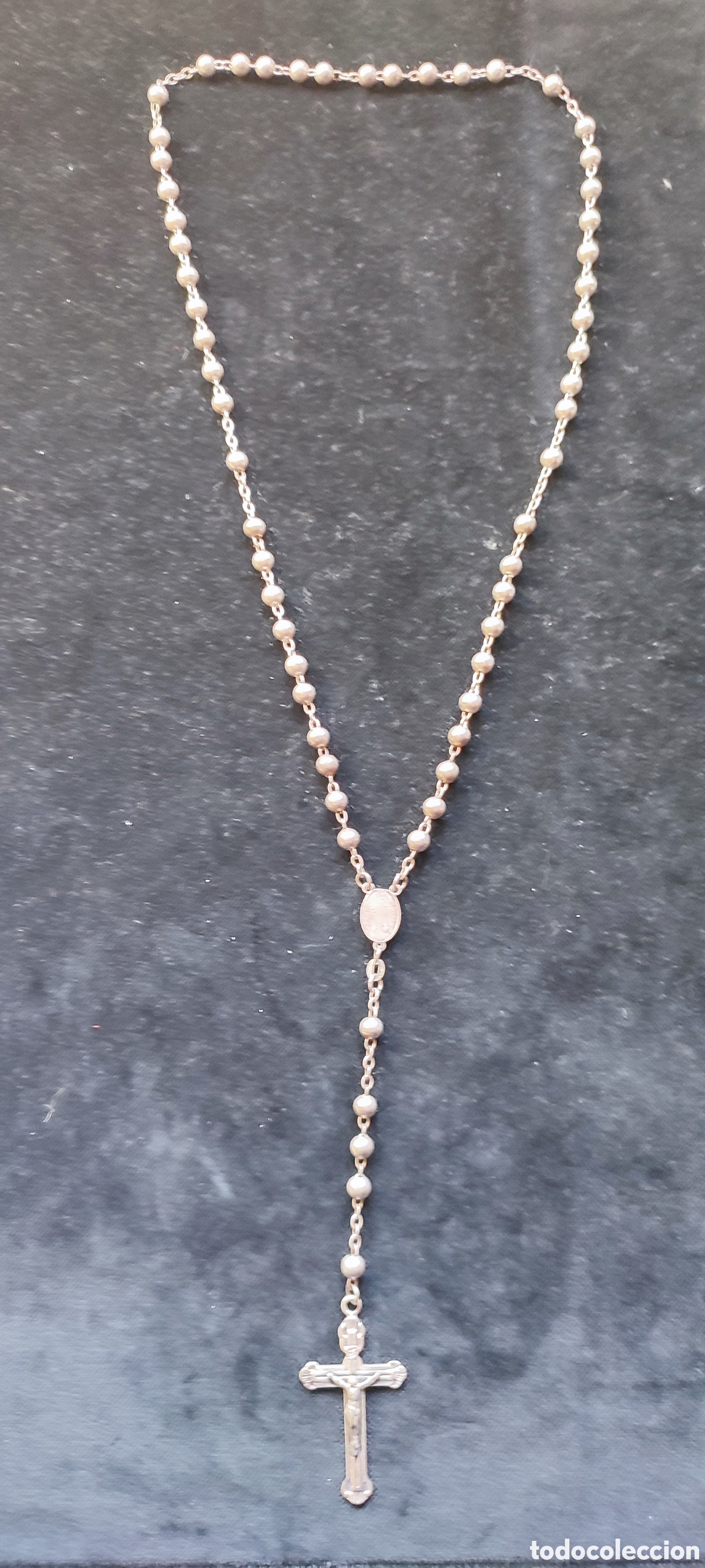 Antig&uuml;edades: Precioso rosario en plata de ley de 45 cm de largo con medalla de la Virgen Maria
