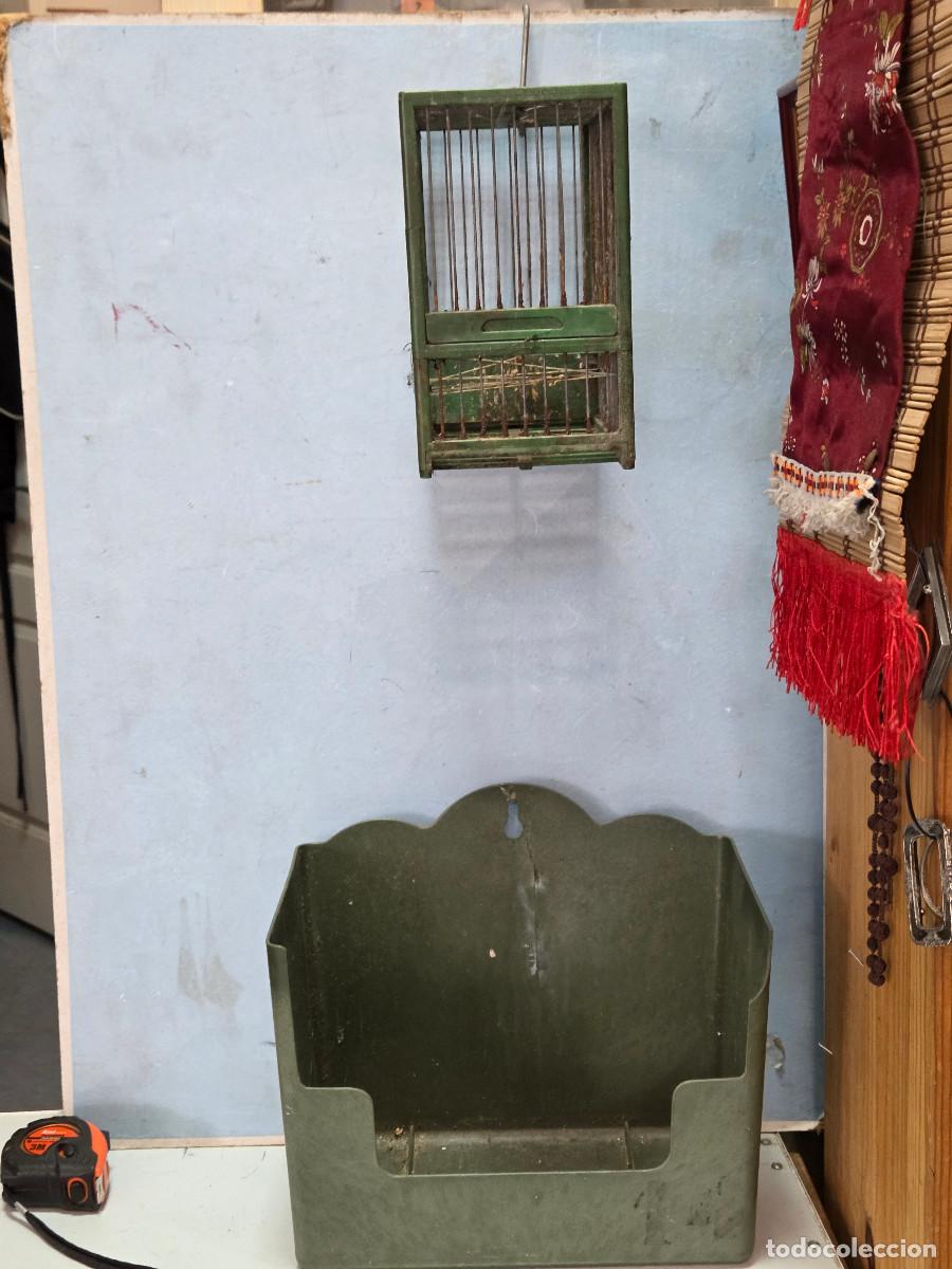Antig&uuml;edades: jaula con caja de pajaros