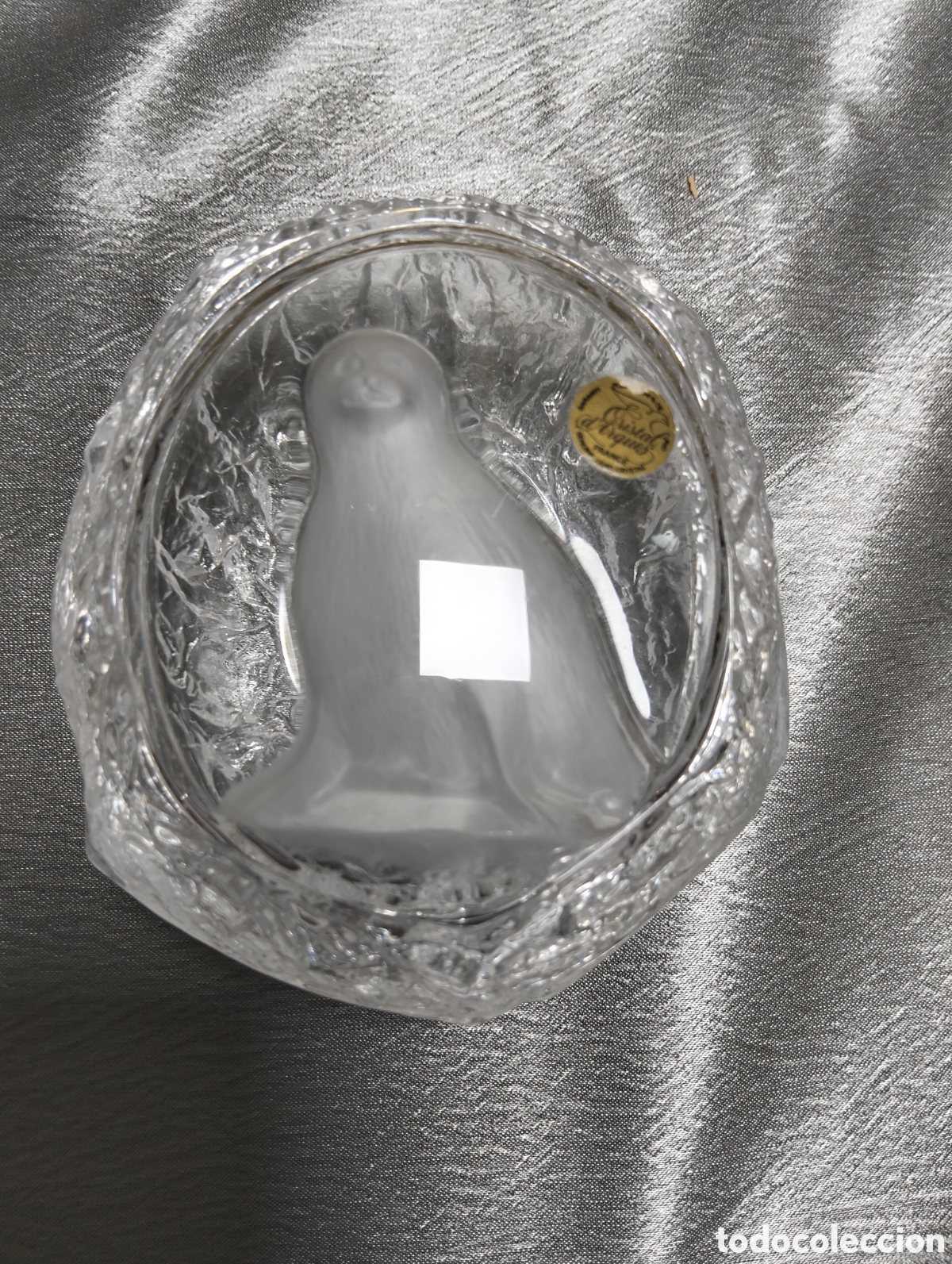 Antig&uuml;edades: caja de cristal tallado&nbsp;foca de la marca francesa&nbsp;Cristal d'Arques.&nbsp;