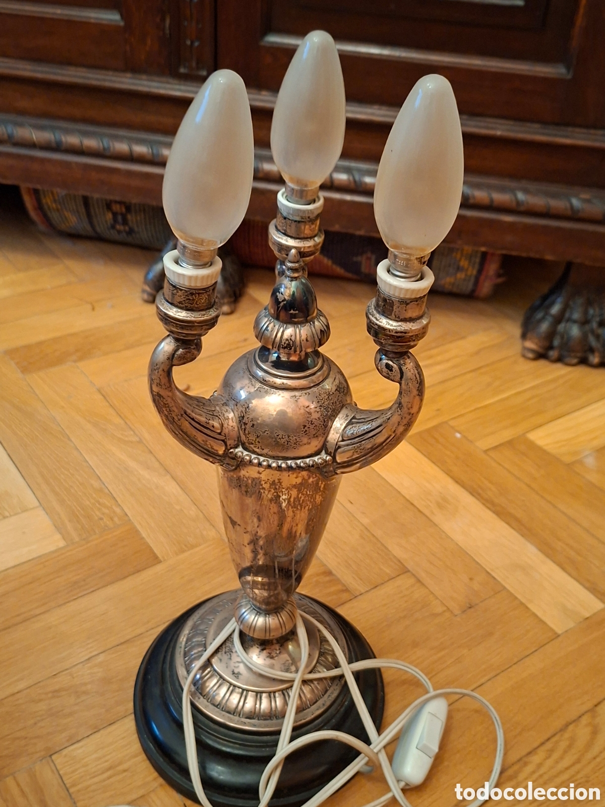 Antig&uuml;edades: Candebro de plata tres brazos