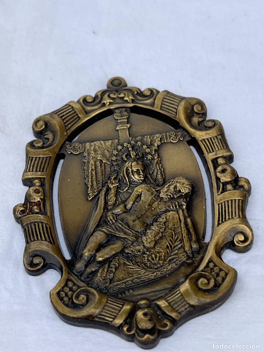 Antig&uuml;edades: Zamora , Semana Santa, medalla Nuestra Madre