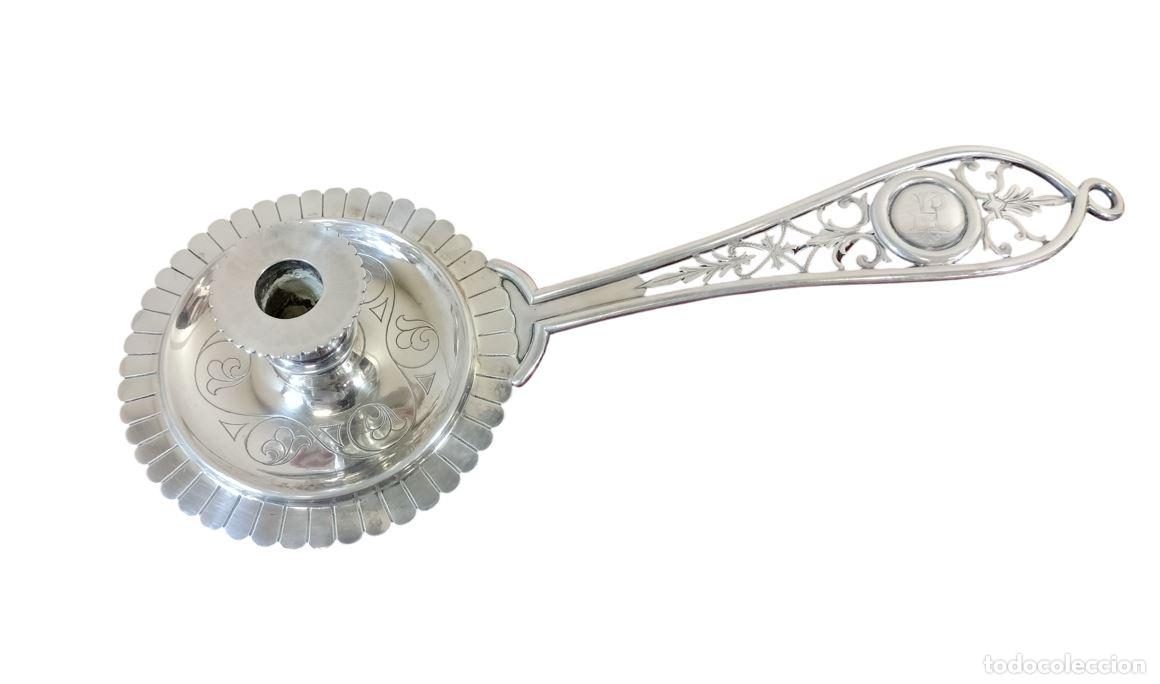 Antig&uuml;edades: ANTIGUA PALMATORIA DE MANO. PLATA CINCELADA. EUROPA. SIGLOS XIX-XX.