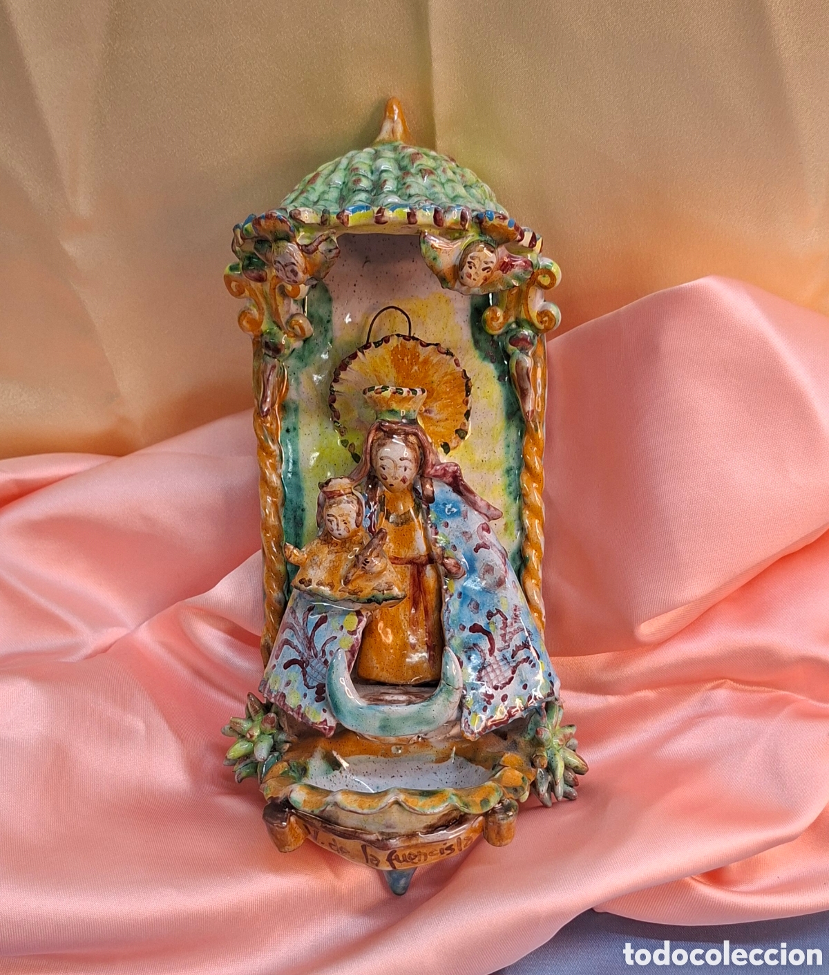 Antig&uuml;edades: Benditera de cer&aacute;mica del Siglo XX