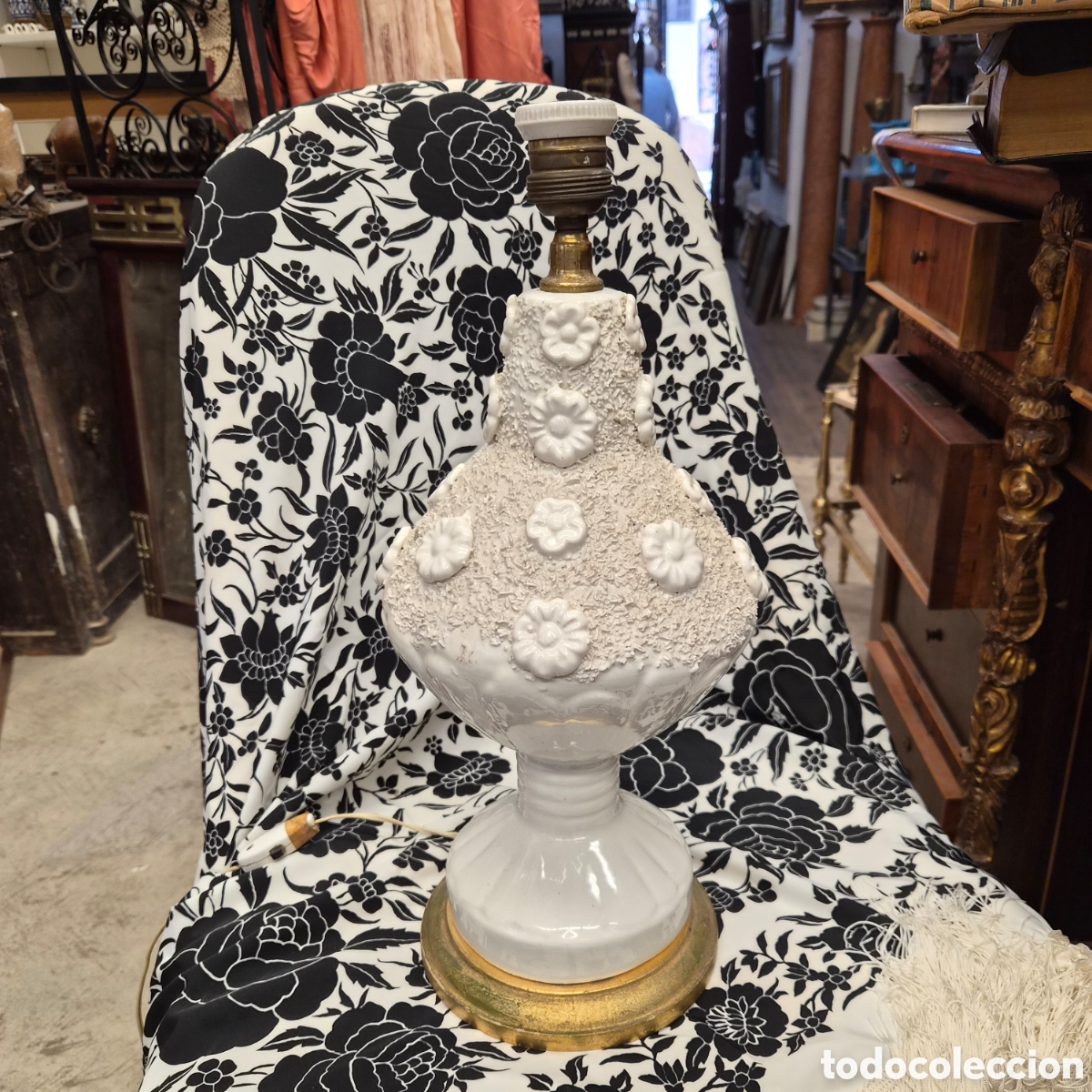 Antig&uuml;edades: Gran lampara ceramica manises blanca