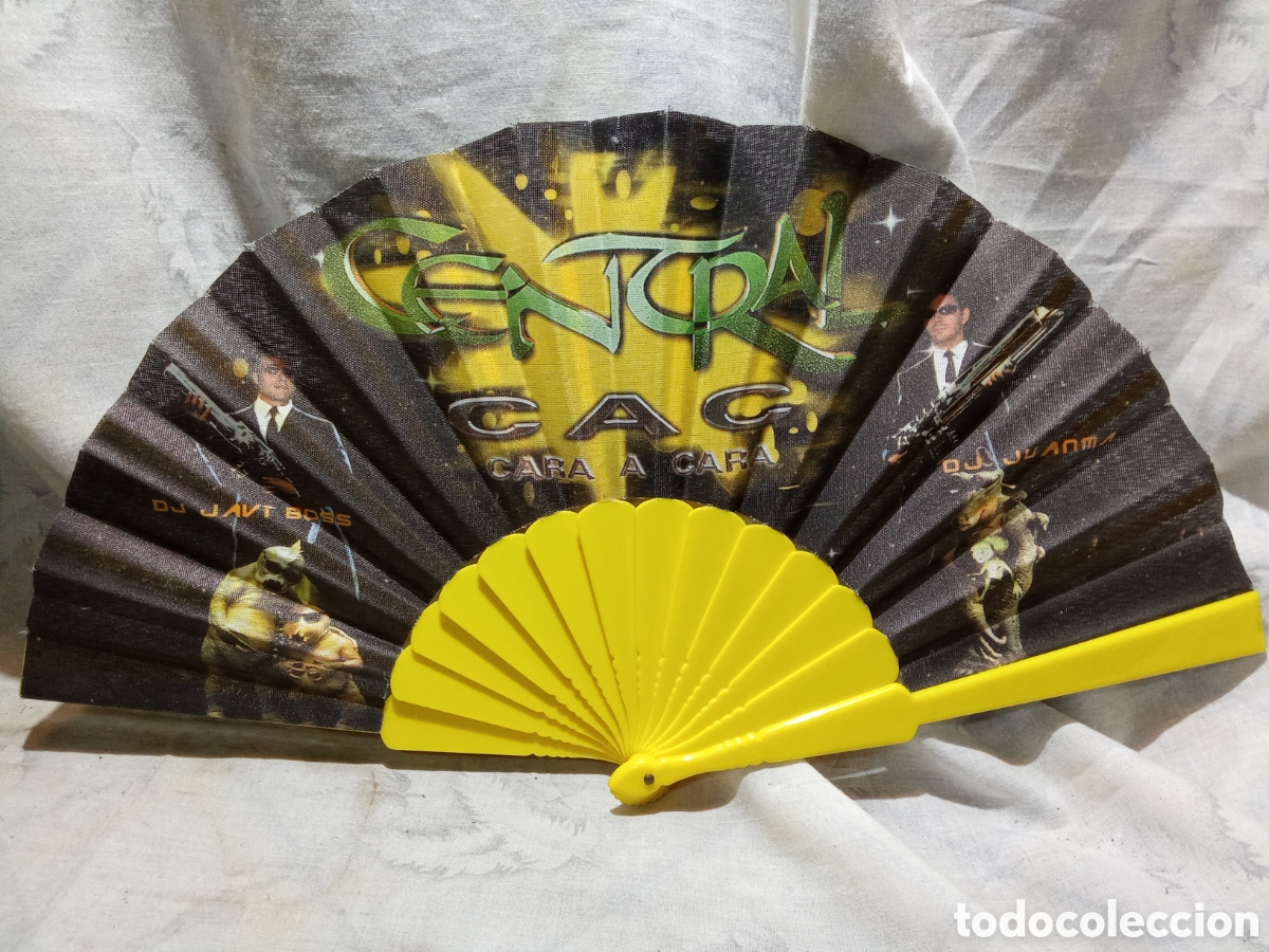 Antig&uuml;edades: ABANICO DE LA DISCOTECA CENTRAL CAC