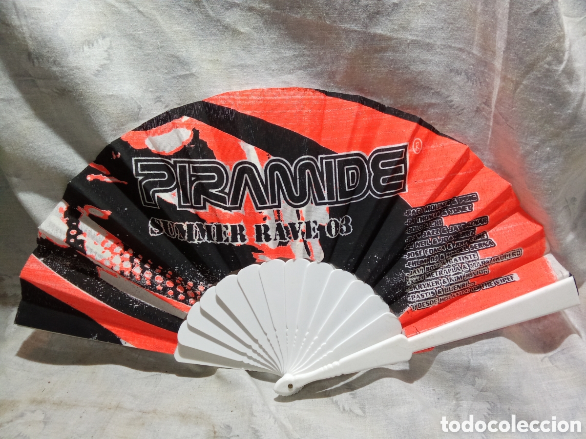 Antig&uuml;edades: ABANICO DE LA DISCOTECA PIR&Aacute;MIDE