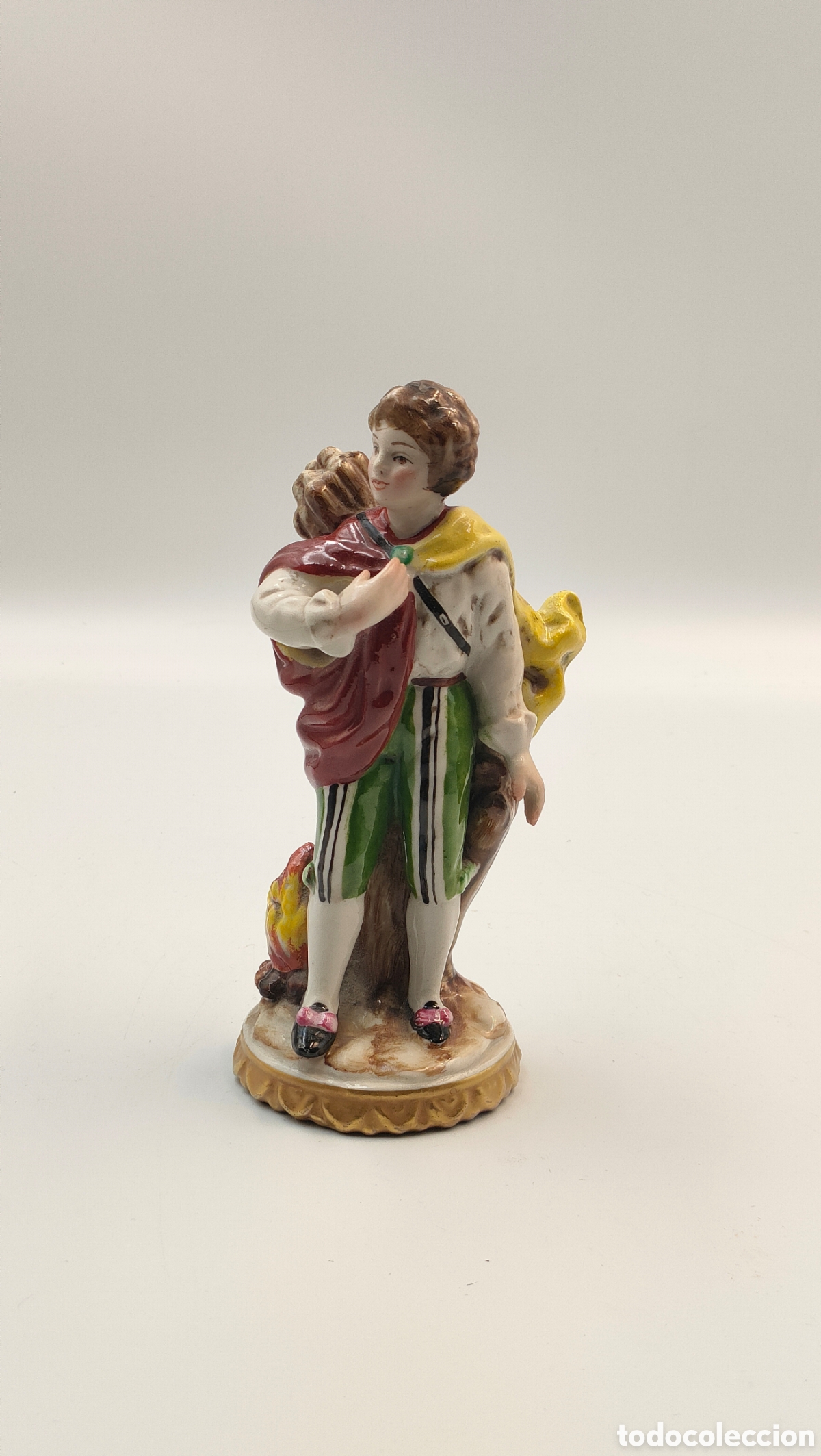 Antig&uuml;edades: Figura Porcelana Espa&ntilde;ola - Joven con Le&ntilde;a
