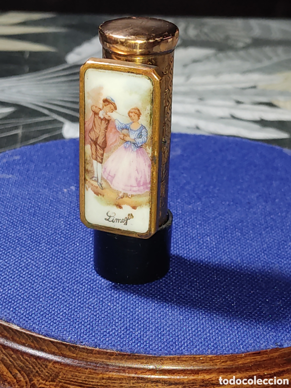 Antig&uuml;edades: Antiguo pintalabios con espejo y porcelana Limoges.