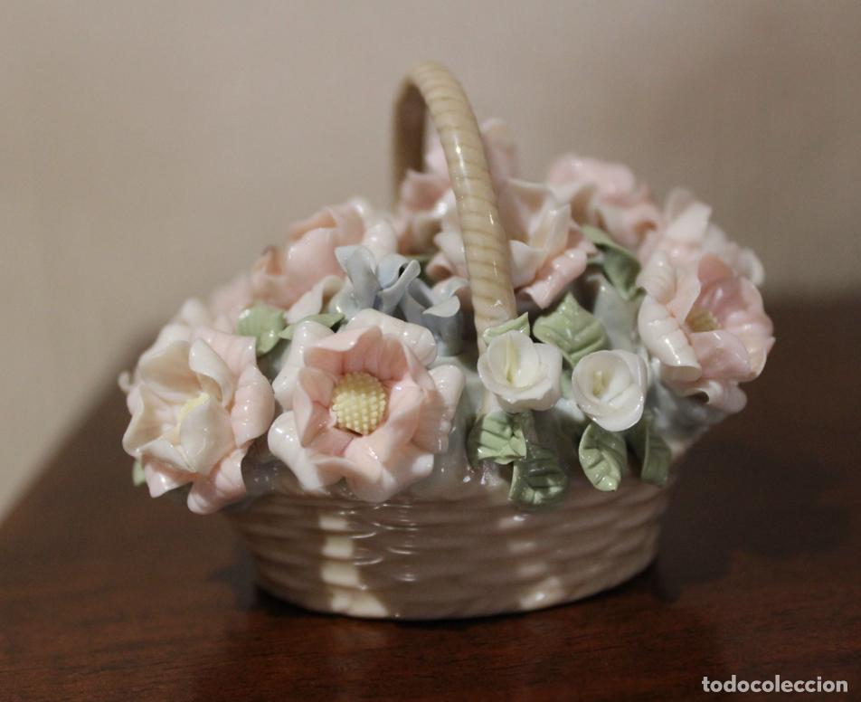 Antig&uuml;edades: REF: 01001295 &ldquo;CESTA DE FLORES N&ordm;. 4-B&rdquo; LLADR&Oacute;