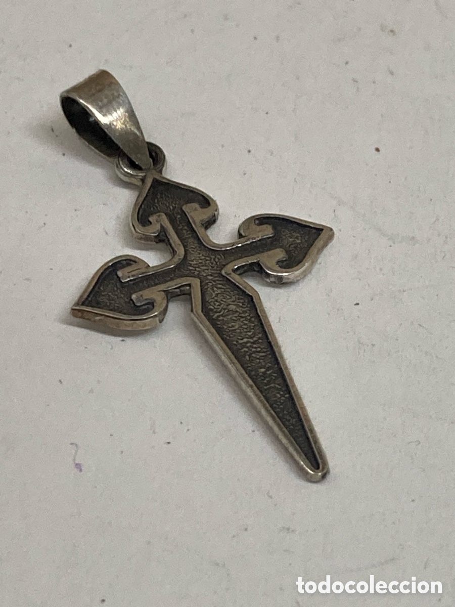 Antiguidades: Cruz de plata Religiosa C572