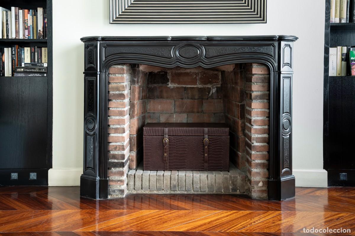 Antig&uuml;edades: FRENTE DE CHIMENEA SIGLO XIX MARMOL NEGRO BELGA
