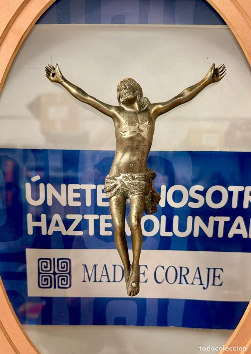 Antig&uuml;edades: Cuadro de Cristo crucificado en bronce. - Foto 2