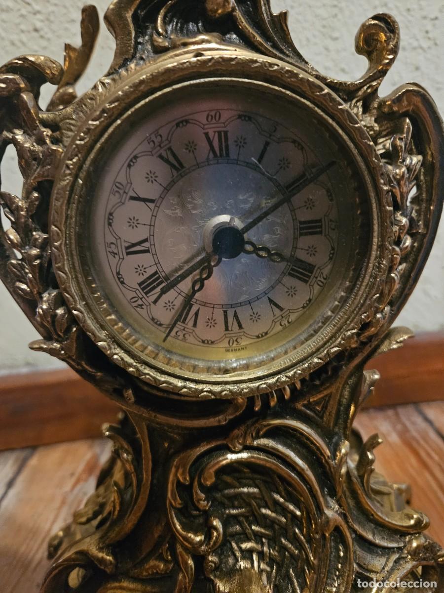 Antig&uuml;edades: Reloj de bronce antiguo - Foto 2