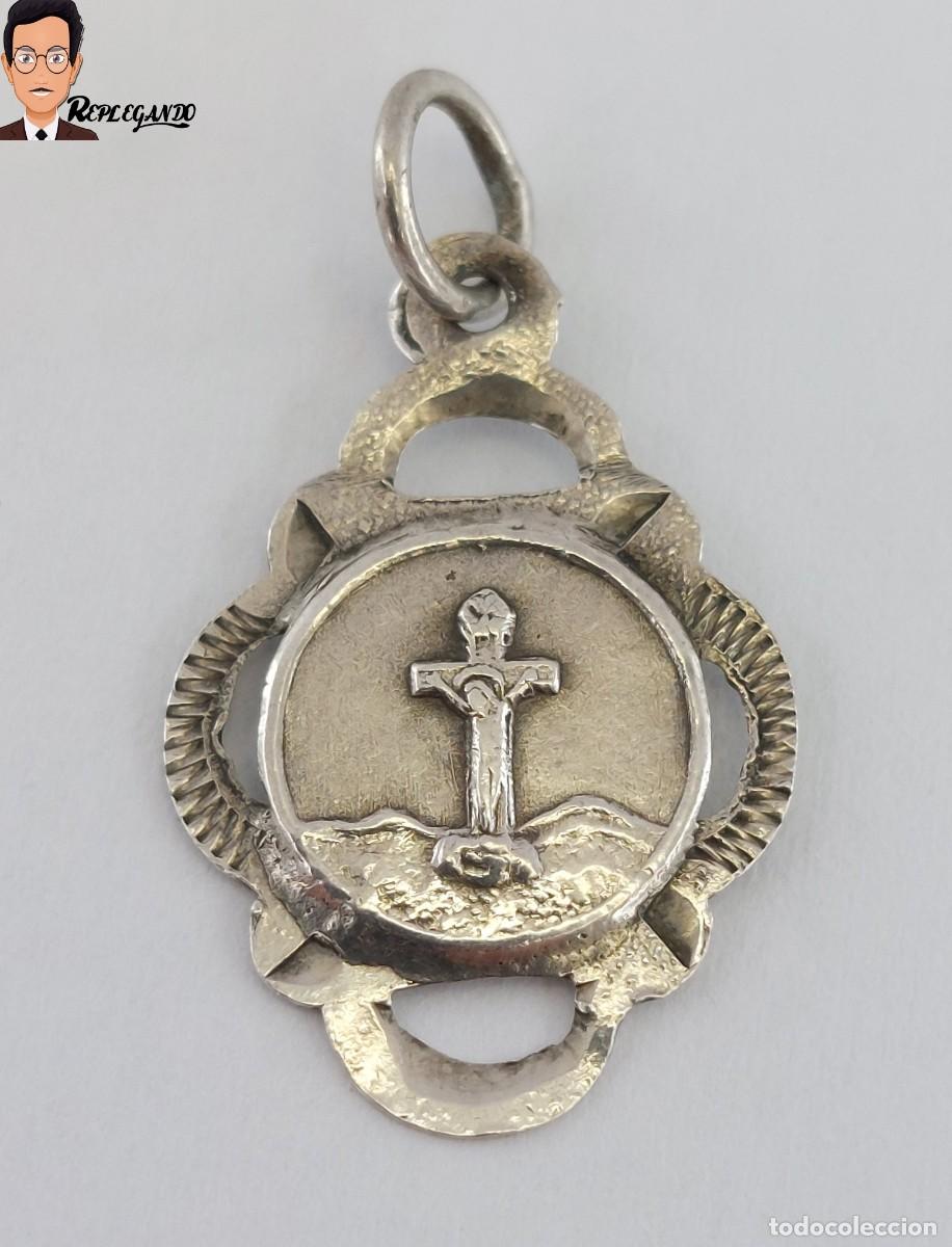 Antig&uuml;edades: BALAGUER : ANTIGUA MEDALLA RELIGIOSA SANTO CRISTO A&Ntilde;OS 50 / PLATA CINCELADA / LLEIDA L&Eacute;RIDA