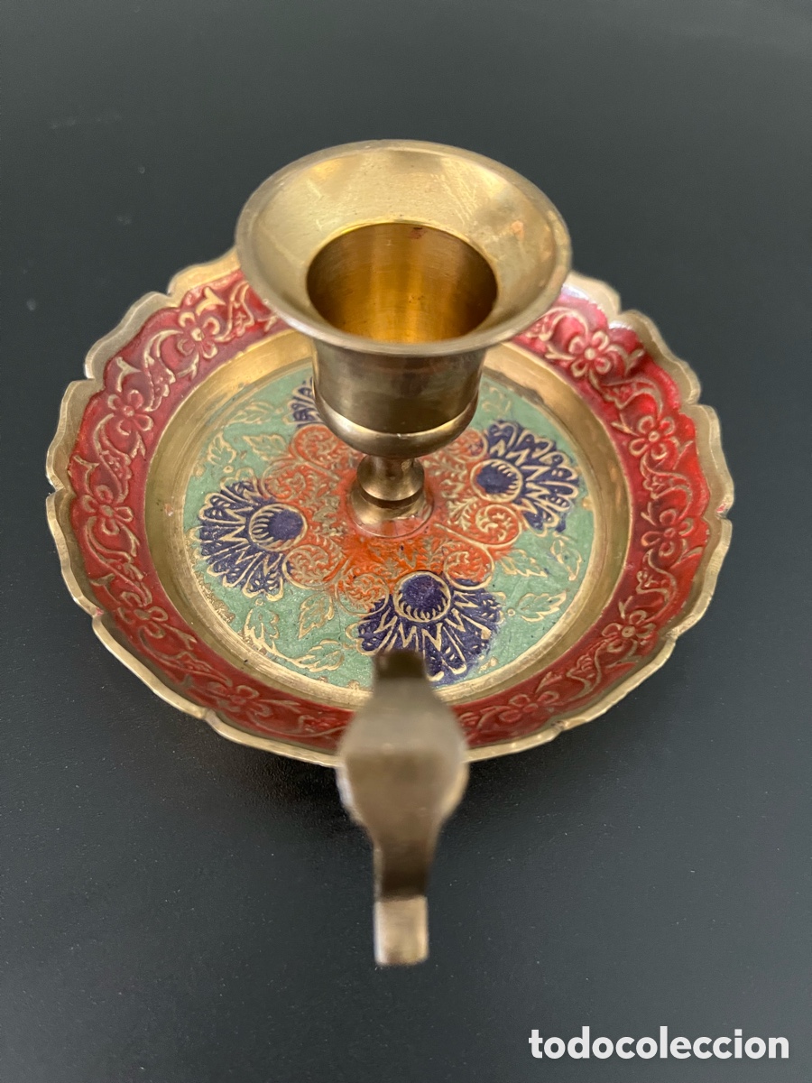 Antig&uuml;edades: Palmatoria/portavelas de lat&oacute;n