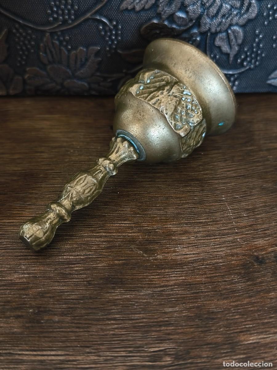 Antig&uuml;edades: Campana de mesa en bronce. - Foto 3