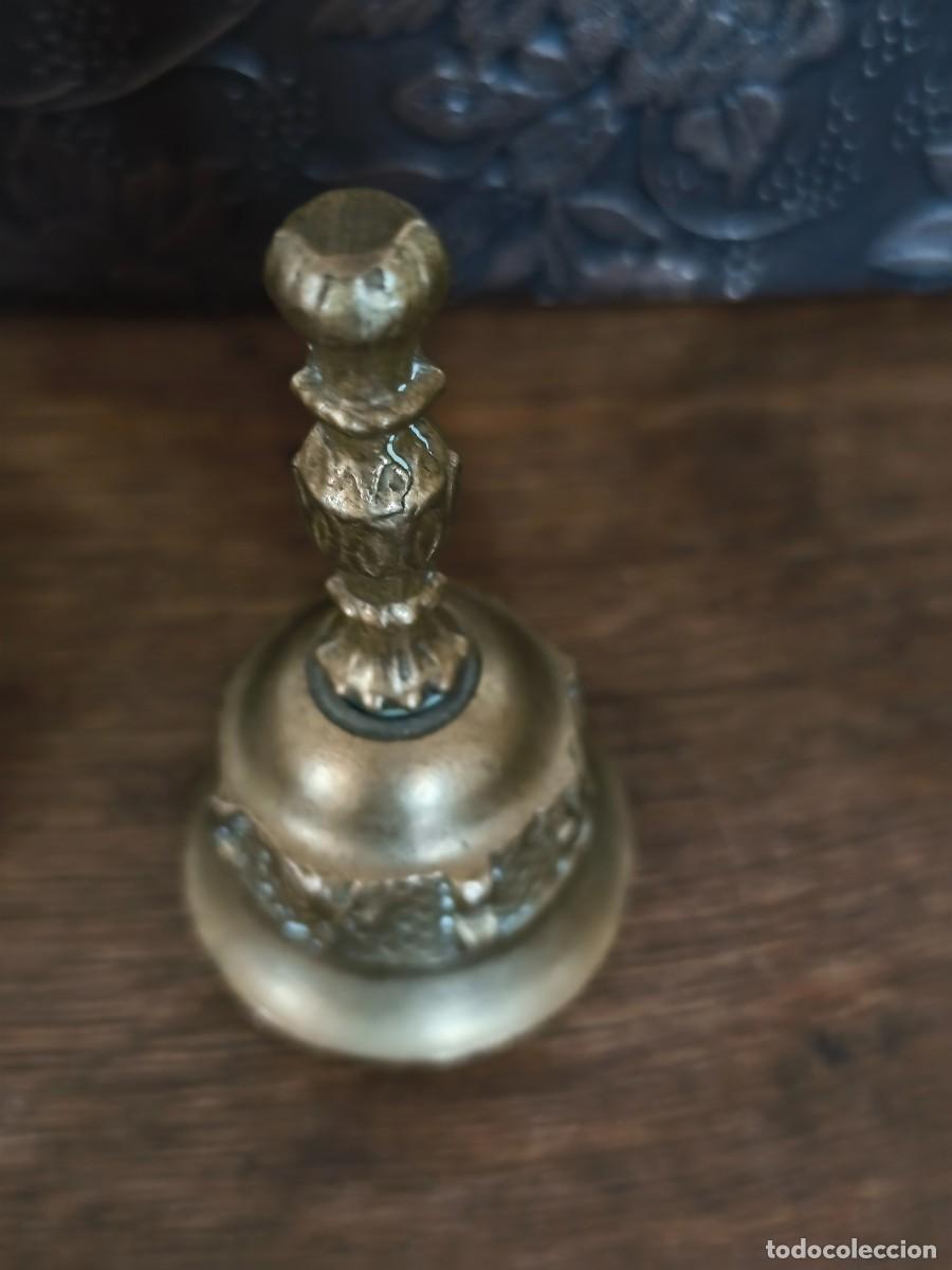 Antig&uuml;edades: Campana de mesa en bronce. - Foto 4
