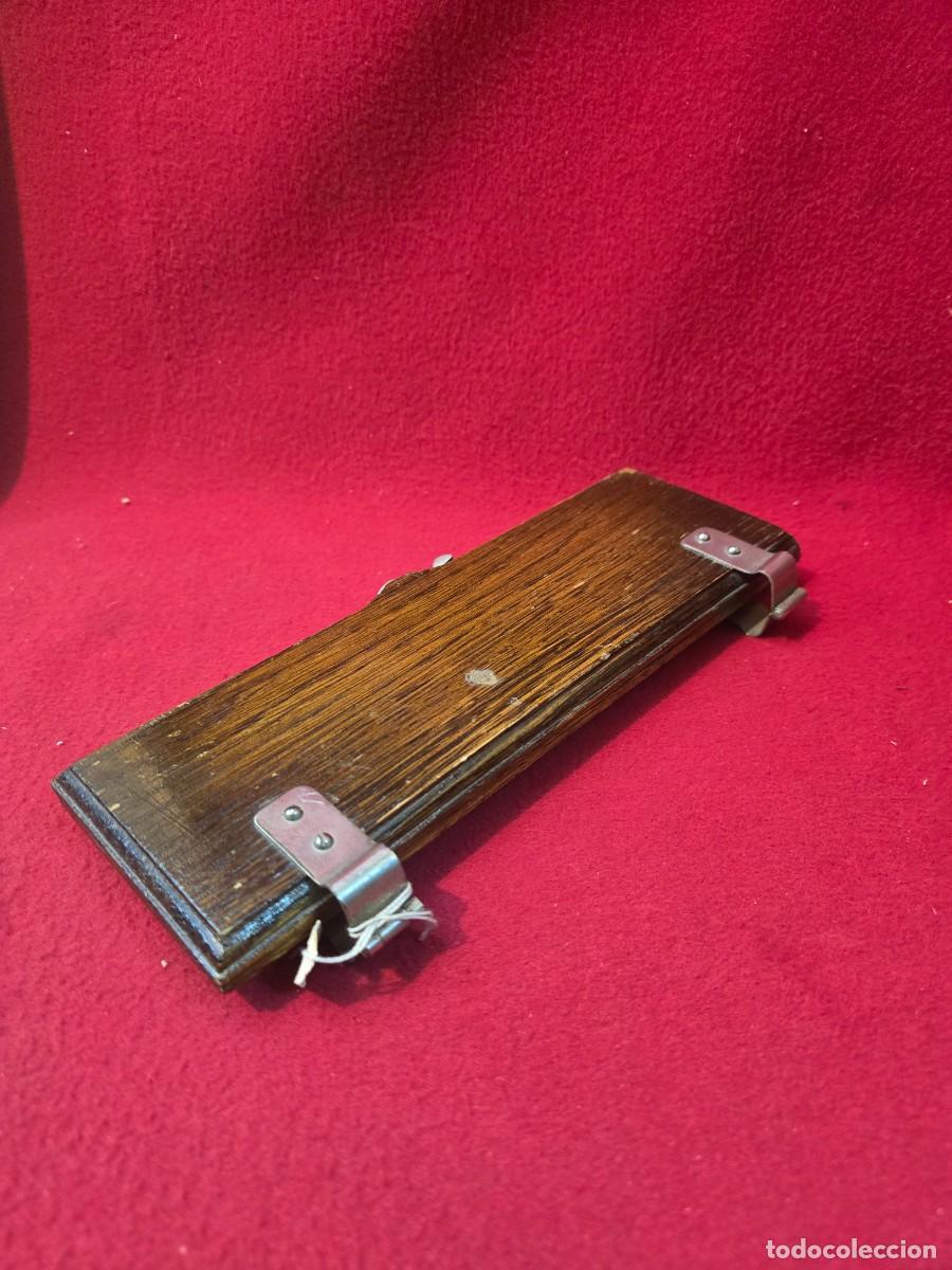 Antig&uuml;edades: PRENSA O PLANCHA DE MADERA PARA CORBATAS - Foto 4