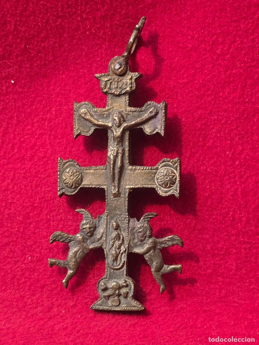 Antig&uuml;edades: ANTIGUO CRUZ DE CARABACA DE BRONCE - Foto 1