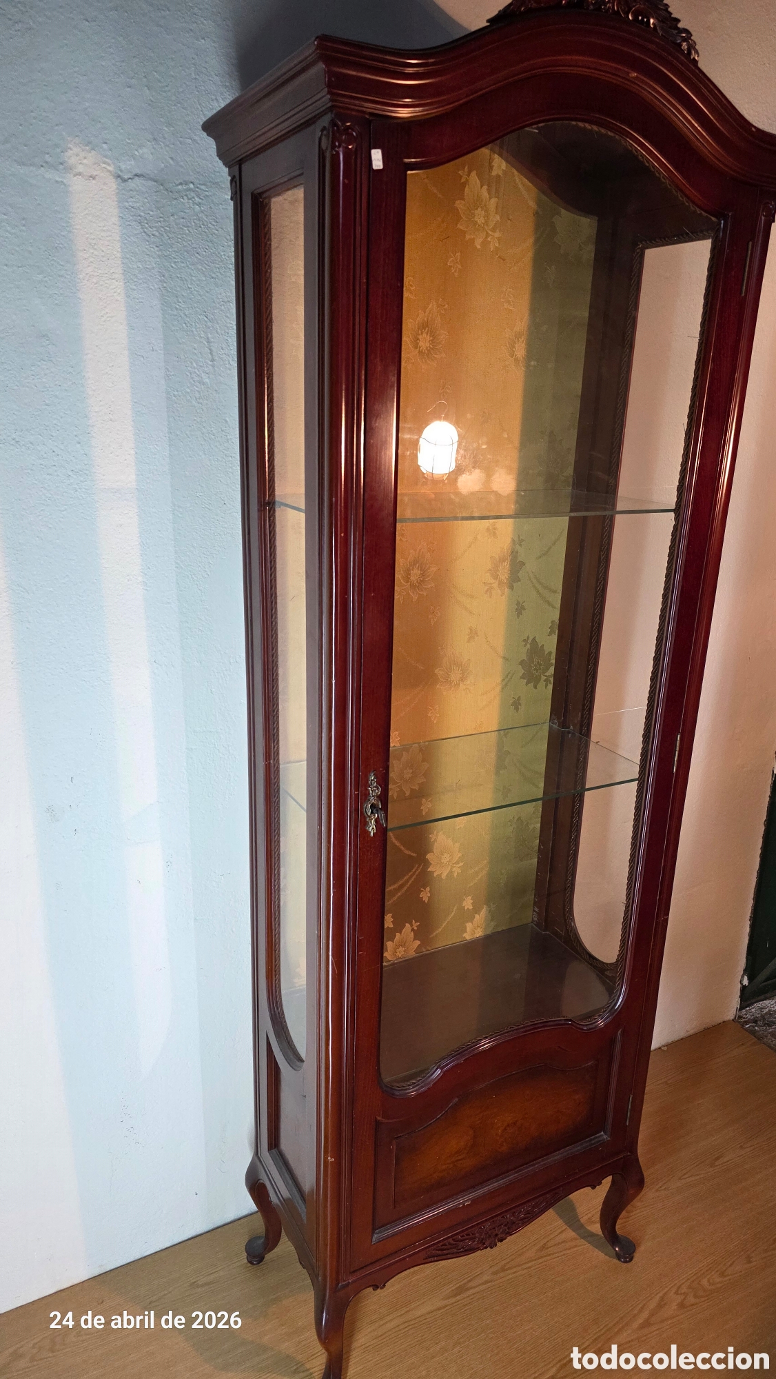 Antig&uuml;edades: Vitrina interior tapizado - Foto 3