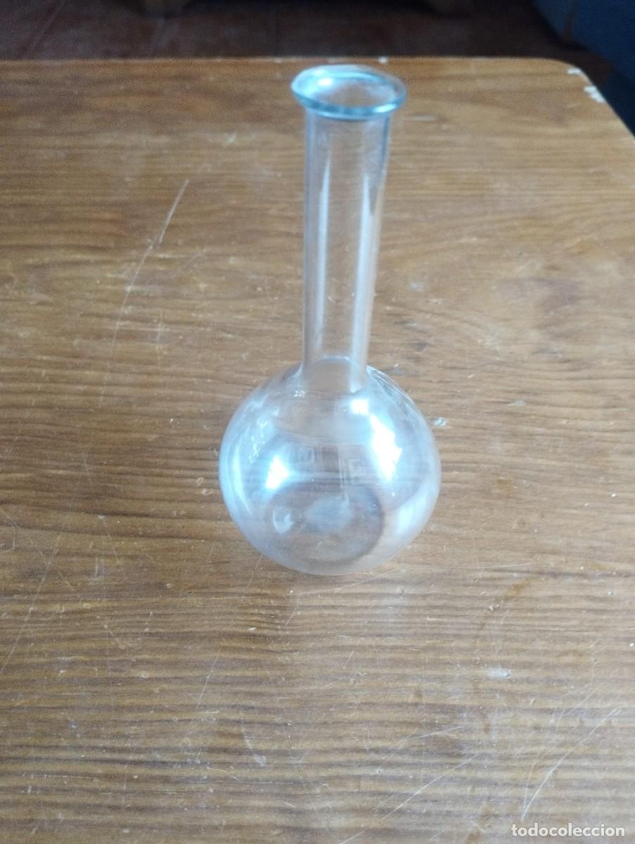 Antig&uuml;edades: Matraz de fondo redondo (tambi&eacute;n conocido como matraz bal&oacute;n)