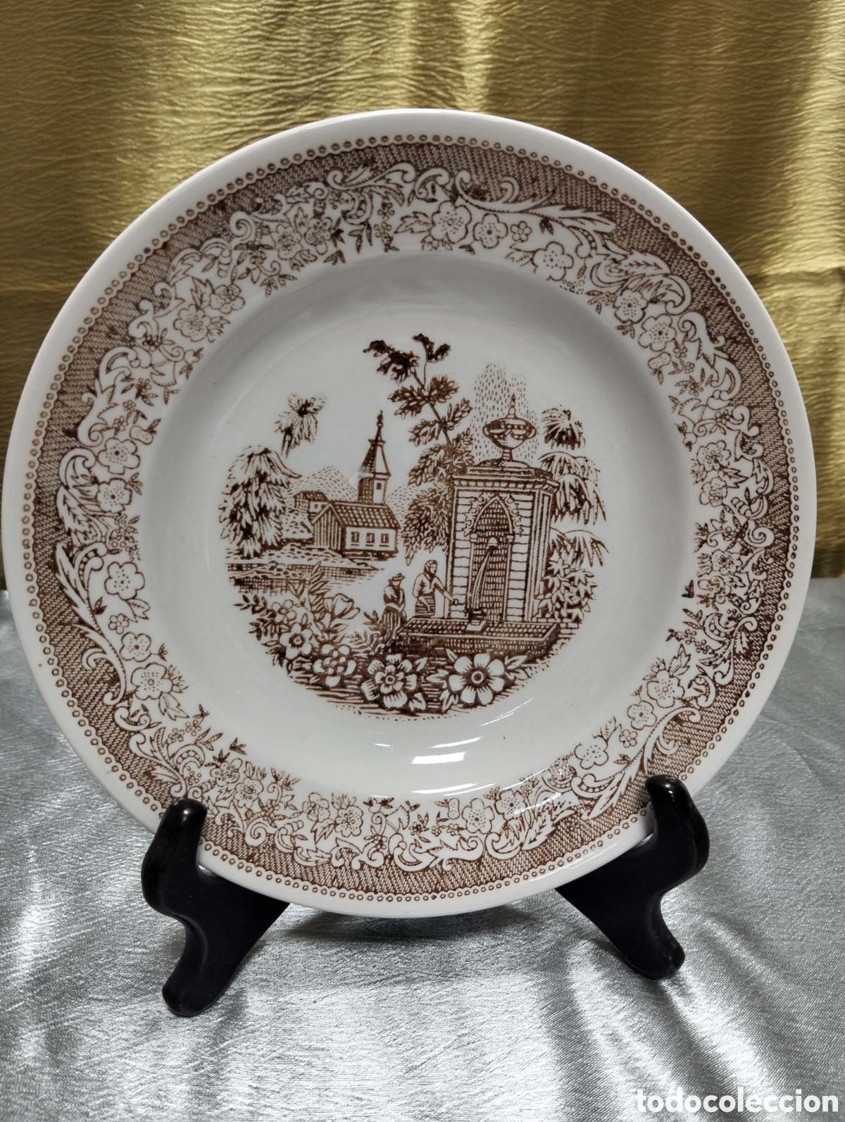 Antig&uuml;edades: Plato decorado bajo el barniz Segovia 801