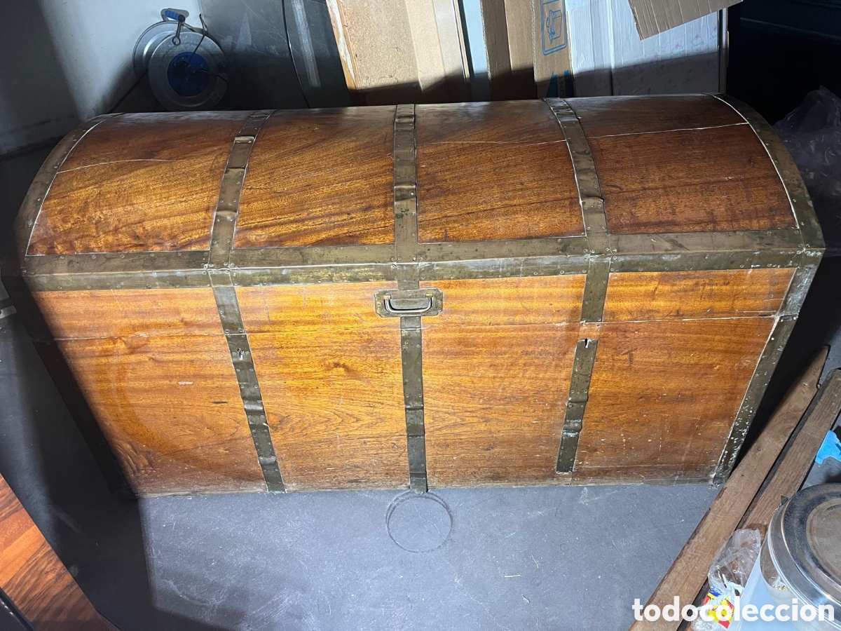 Antig&uuml;edades: Impresionante ba&uacute;l de alcanfor