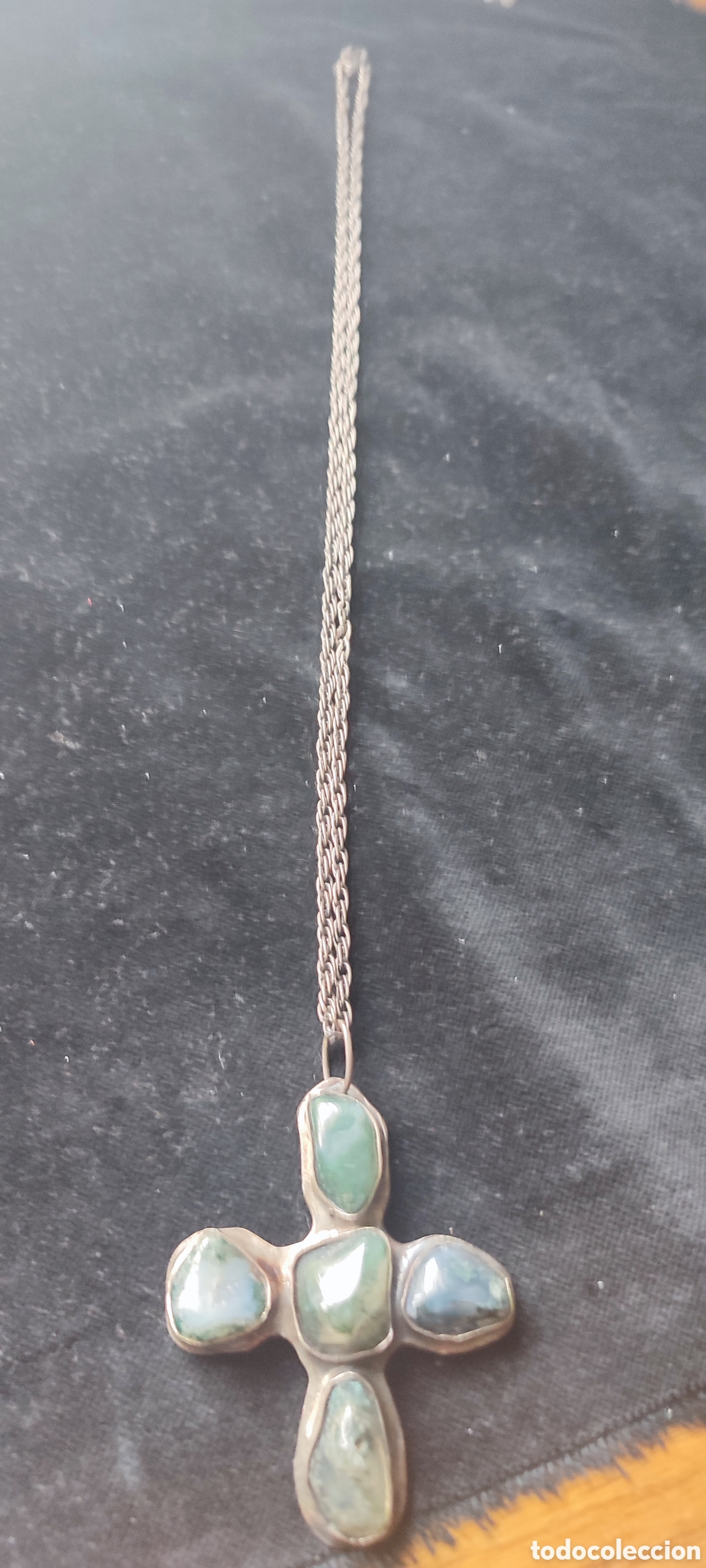 Antig&uuml;edades: Gran collar con cruz de larimar engarzadas en plata