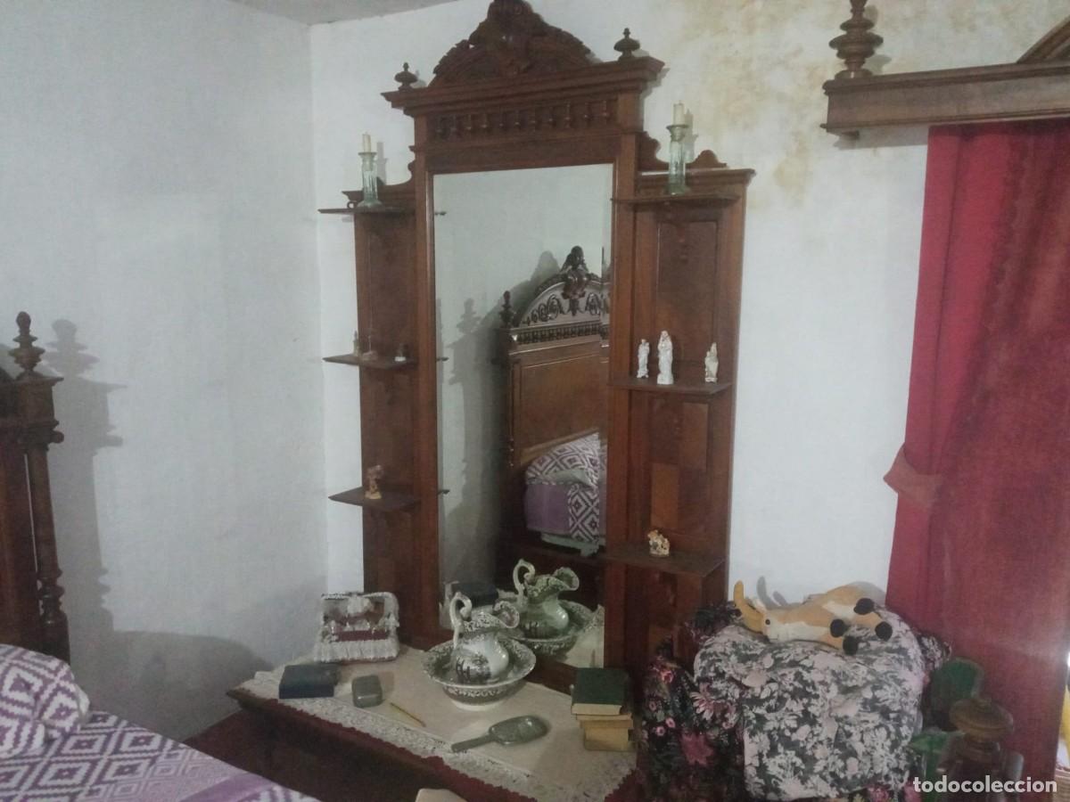 Antig&uuml;edades: Se venden muebles antiguos - Foto 3