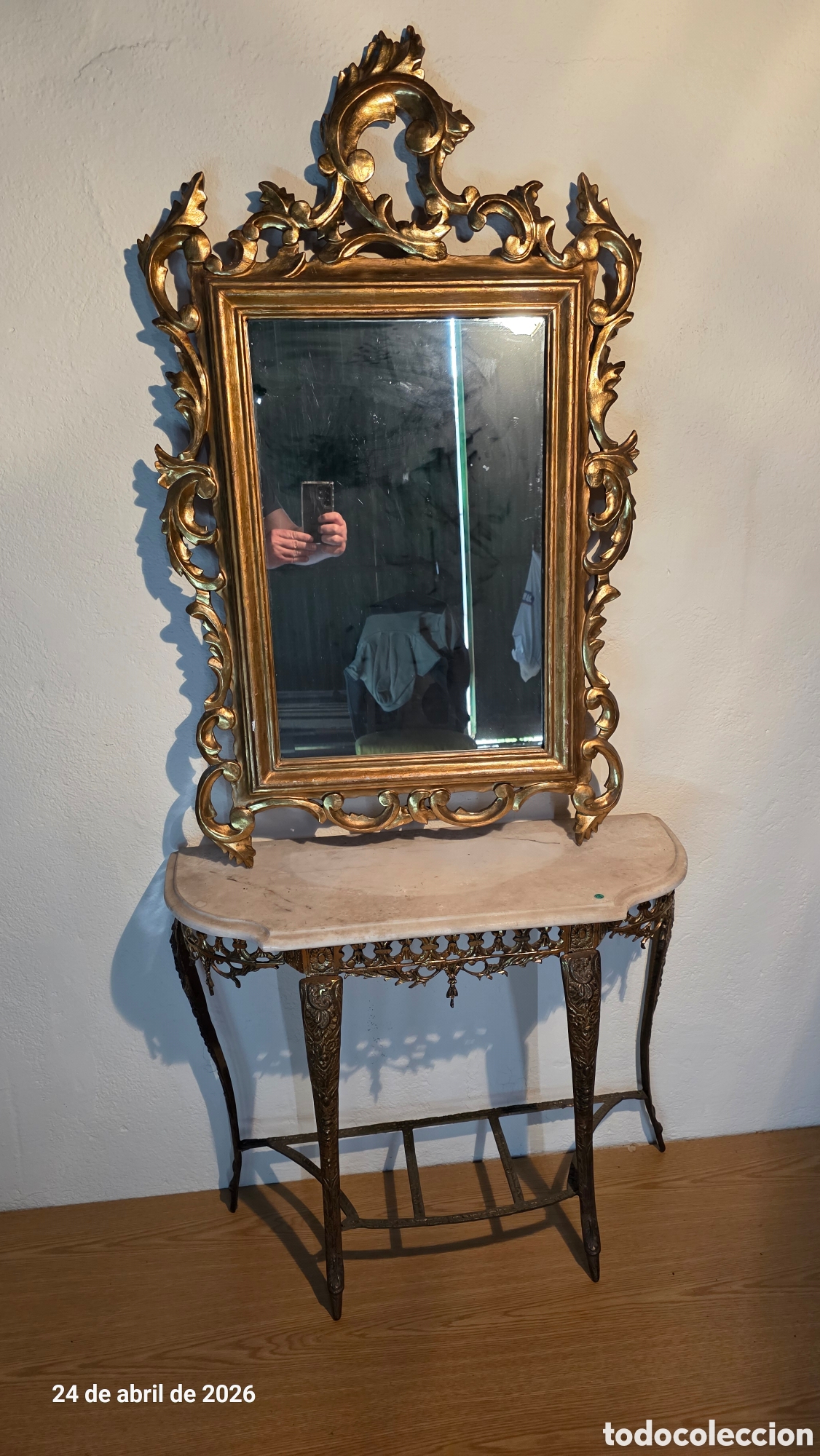 Antig&uuml;edades: Antigua consola recibidor y cornucopia - Foto 1