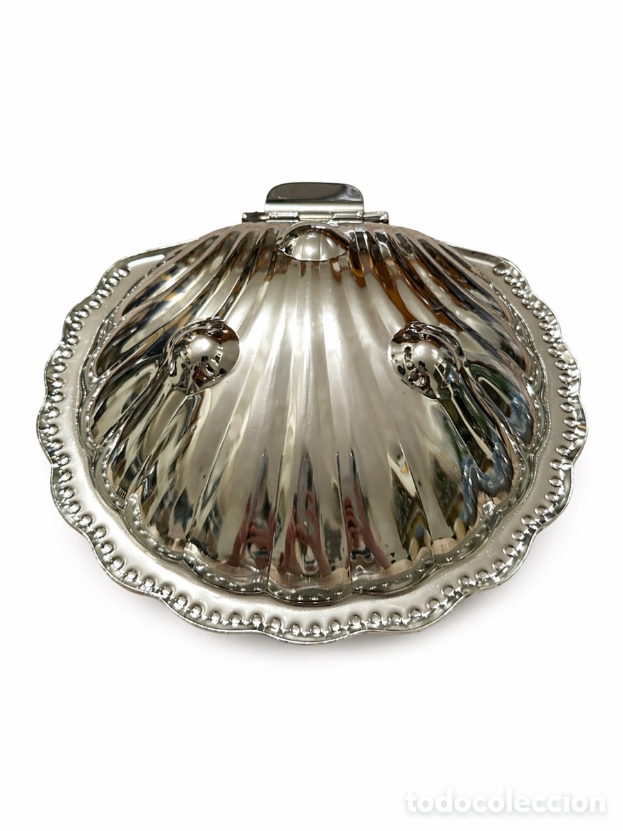 Antig&uuml;edades: Joyero con forma de concha plateado
