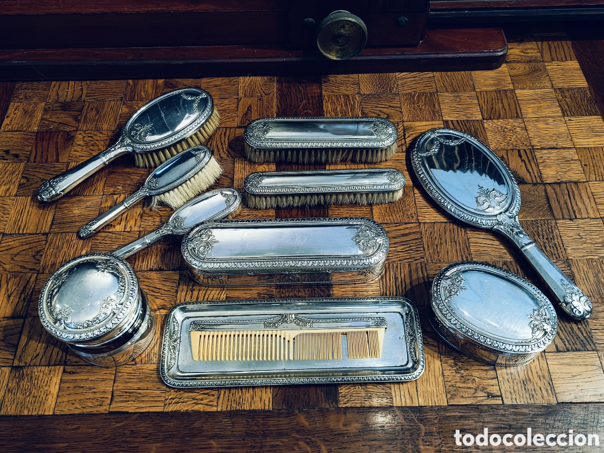 Antig&uuml;edades: EXTRAORDINARIO JUEGO DE TOCADOR 11 PIEZAS ALPACA CON BA&Ntilde;O DE PLATA Y CRISTAL