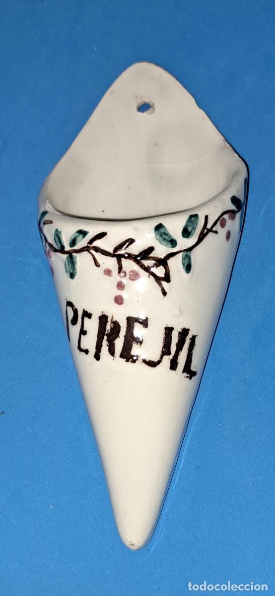 Antig&uuml;edades: RECIPIENTE DE CER&Aacute;MICA DE MANISES PARA PEREJIL - A&Ntilde;OS 50