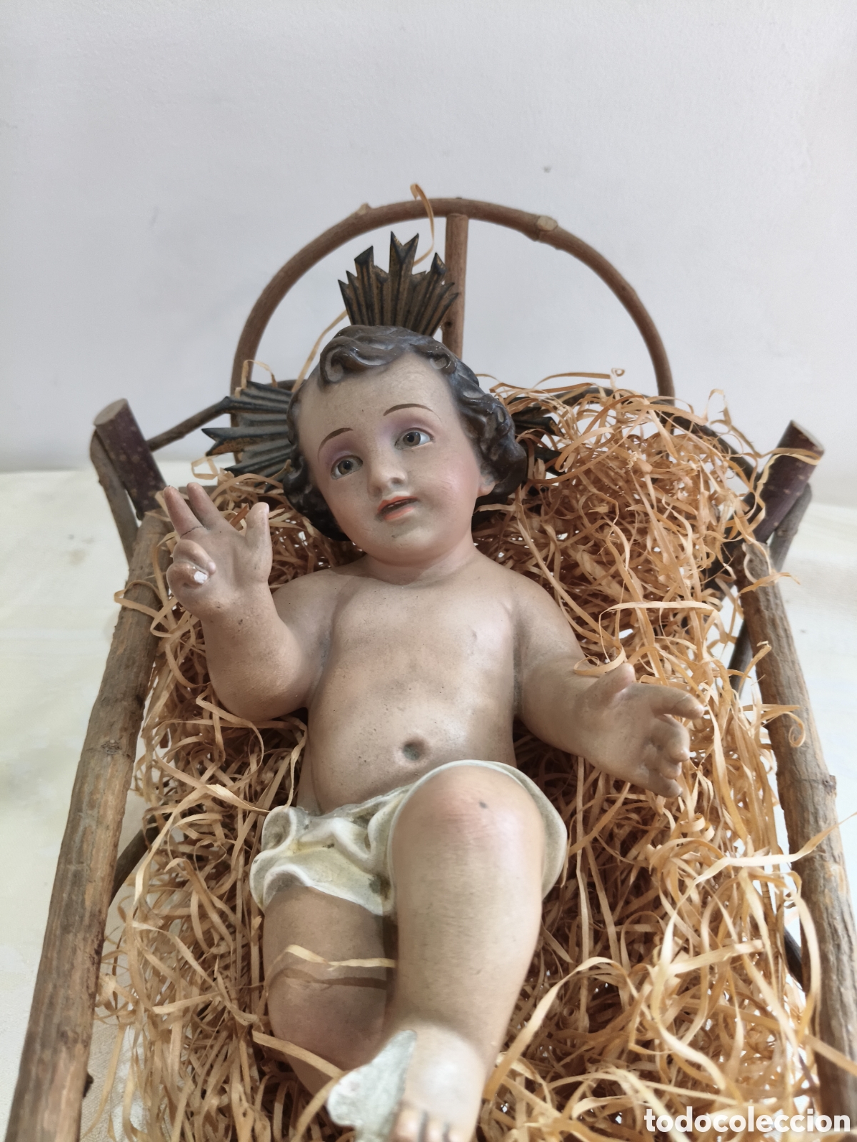 Antig&uuml;edades: Antiguo ni&ntilde;o Jes&uacute;s con resplandor sellado Arte Modelo Olot 20 cm