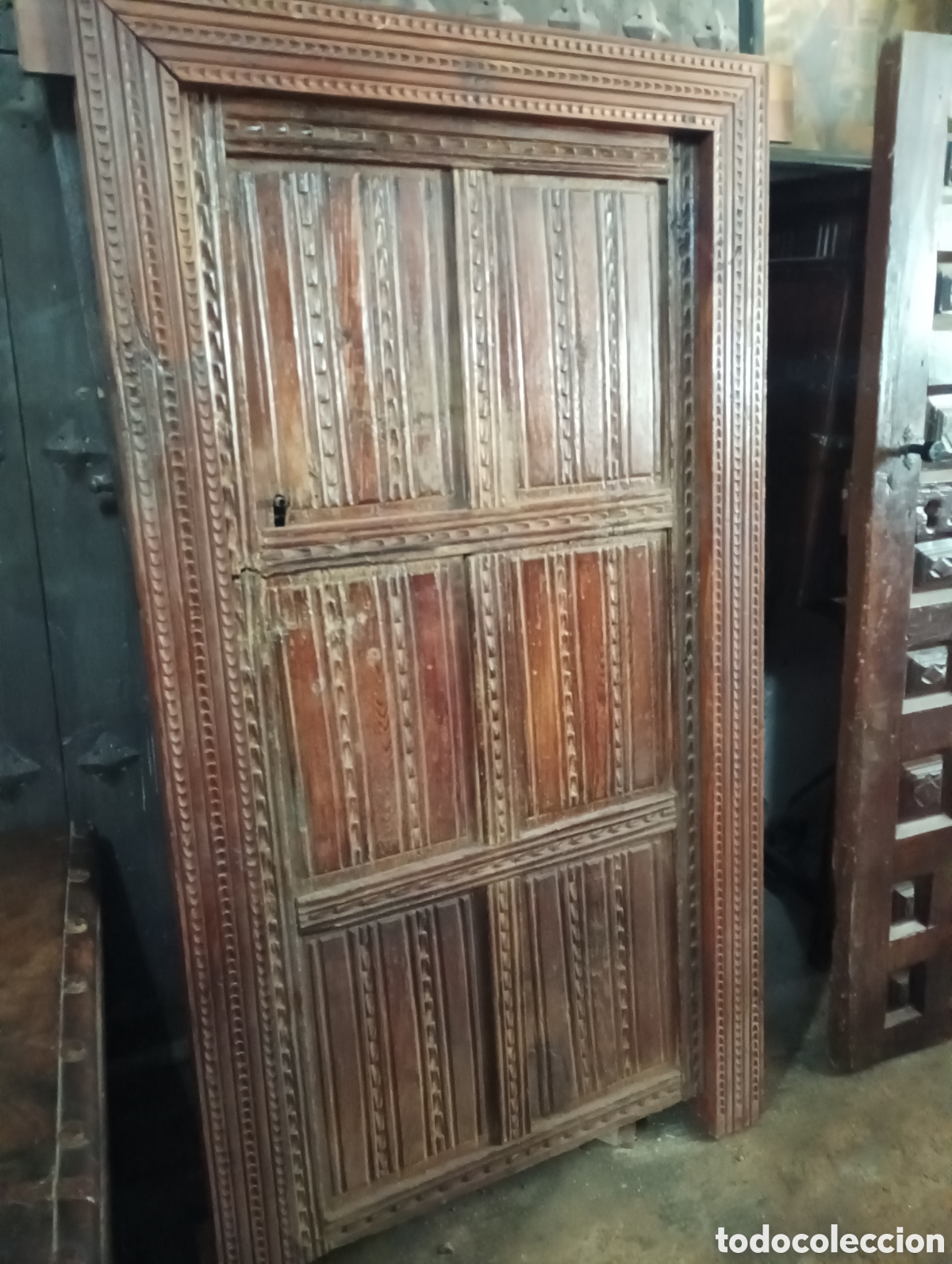 Antig&uuml;edades: PUERTA ANTIGUA DE MADERA