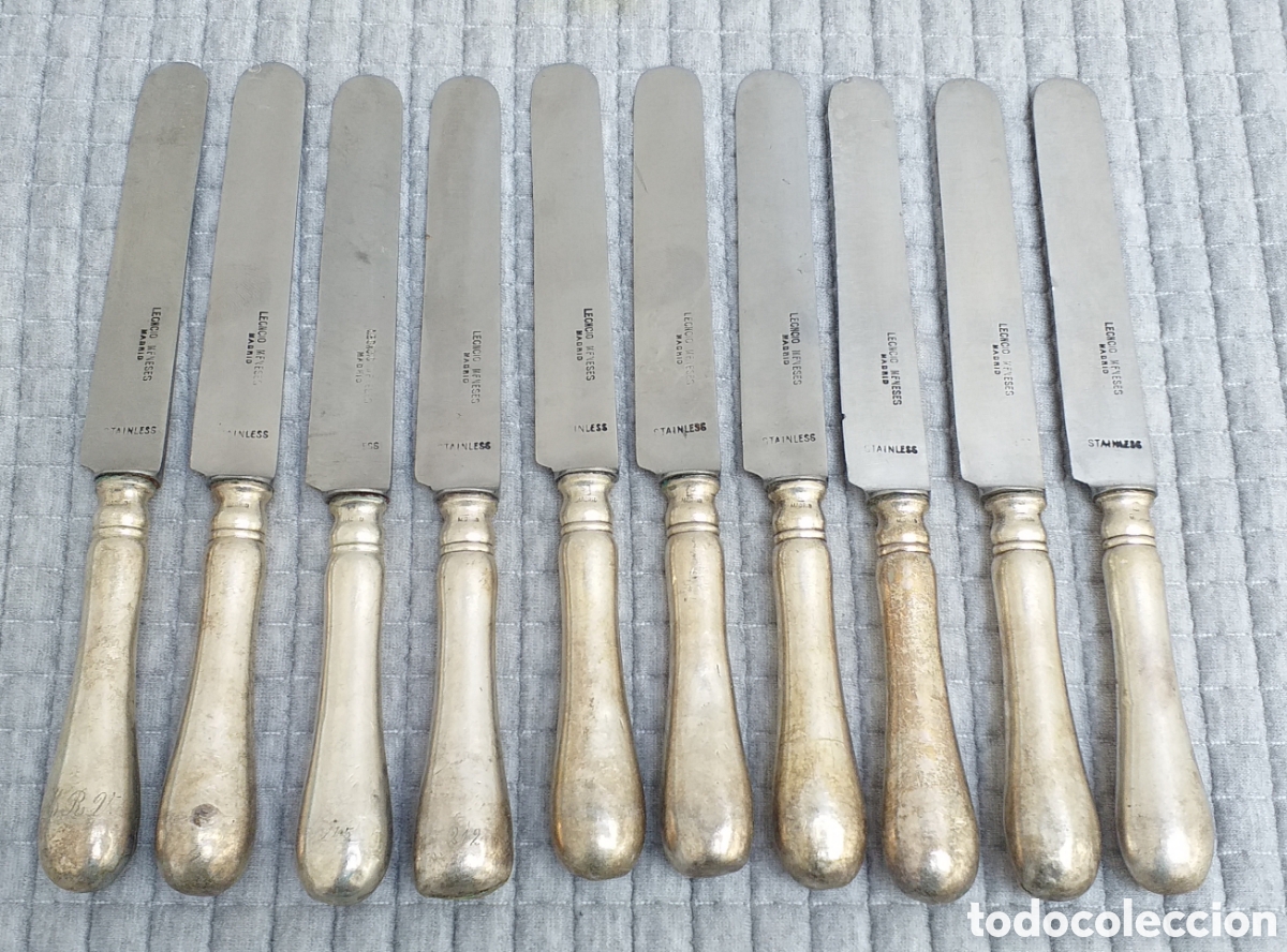 Antig&uuml;edades: 10 cuchillos Meneses/Stainless ba&ntilde;ados en plata