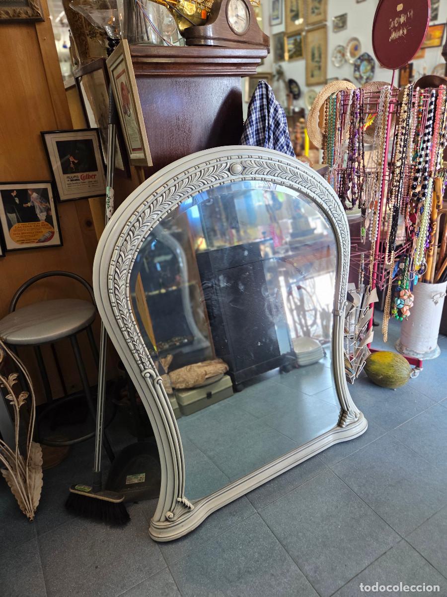 Antig&uuml;edades: espejo de madera de roble