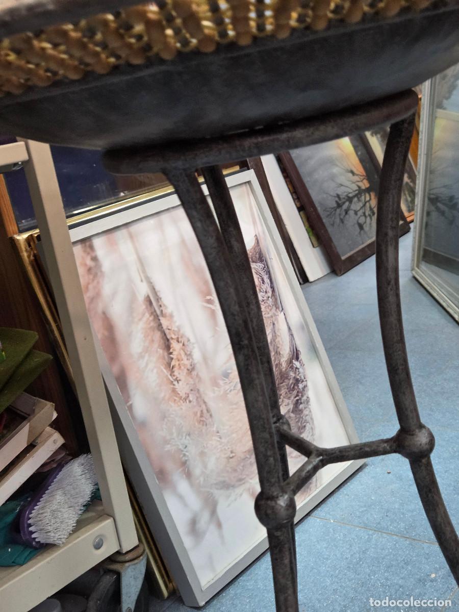 Antig&uuml;edades: mesa de hierro macizo y madera - Foto 5