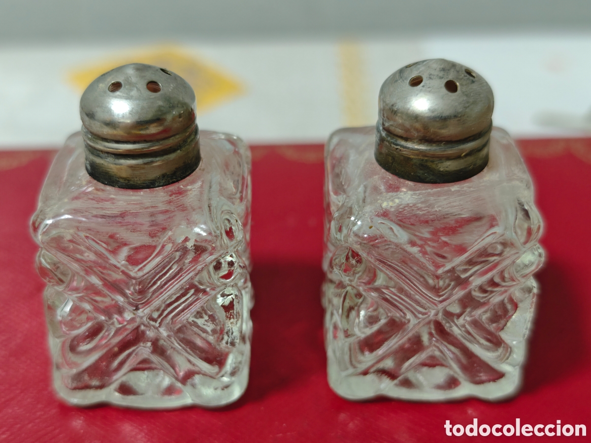 Antig&uuml;edades: Dos bonitos salidos con cristal de calidad y plata de ley