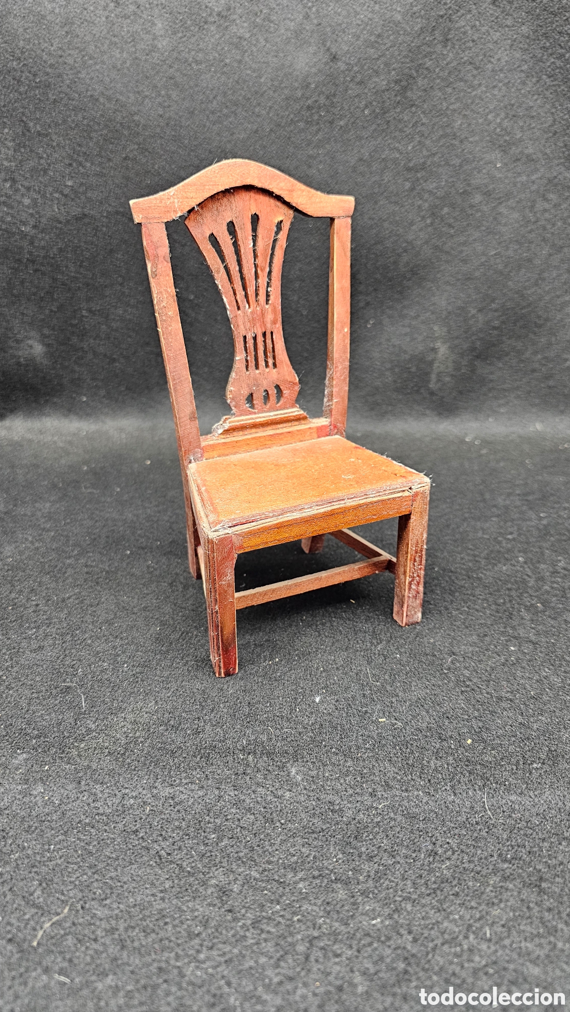 Antig&uuml;edades: Silla canaria VITORIERA en miniatura