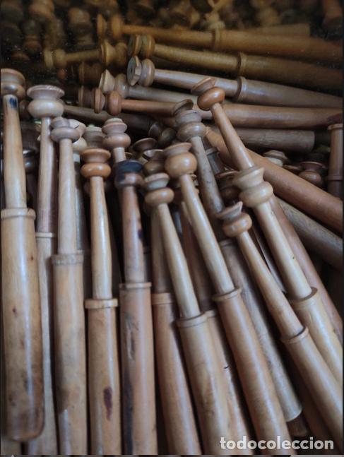 Antig&uuml;edades: Bolillos antiguos de madera - Foto 2