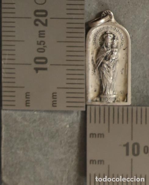 Antig&uuml;edades: MEDALLA. NTRA SRA DEL PILAR. PLATA