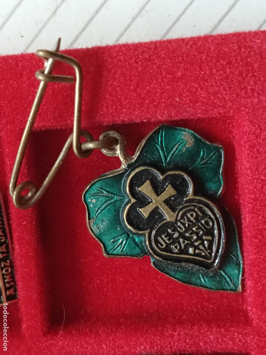 Antig&uuml;edades: Misioneros pasionistas. Insignia