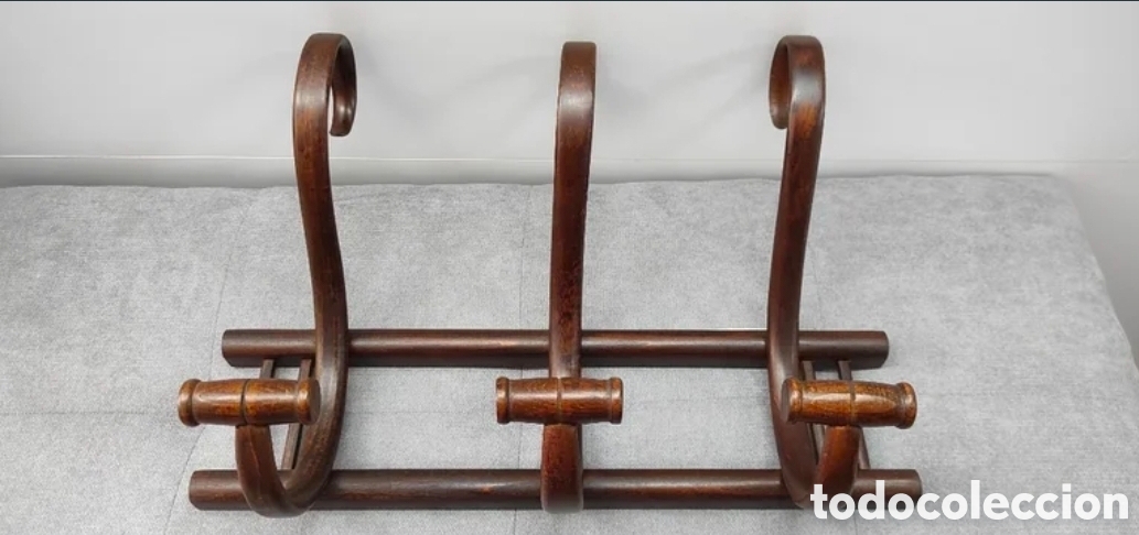 Antig&uuml;edades: Perchero 3 ganchos madera vintage
