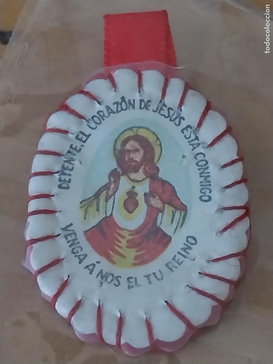 Antig&uuml;edades: DETENTE CORAZON JESUS TELA IMAGEN JESUS 3.95 CMS ALTO AMULETO COLGANTE