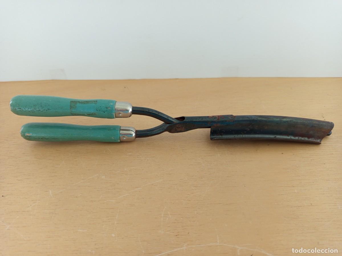 Antig&uuml;edades: Plancha para cabello antigua