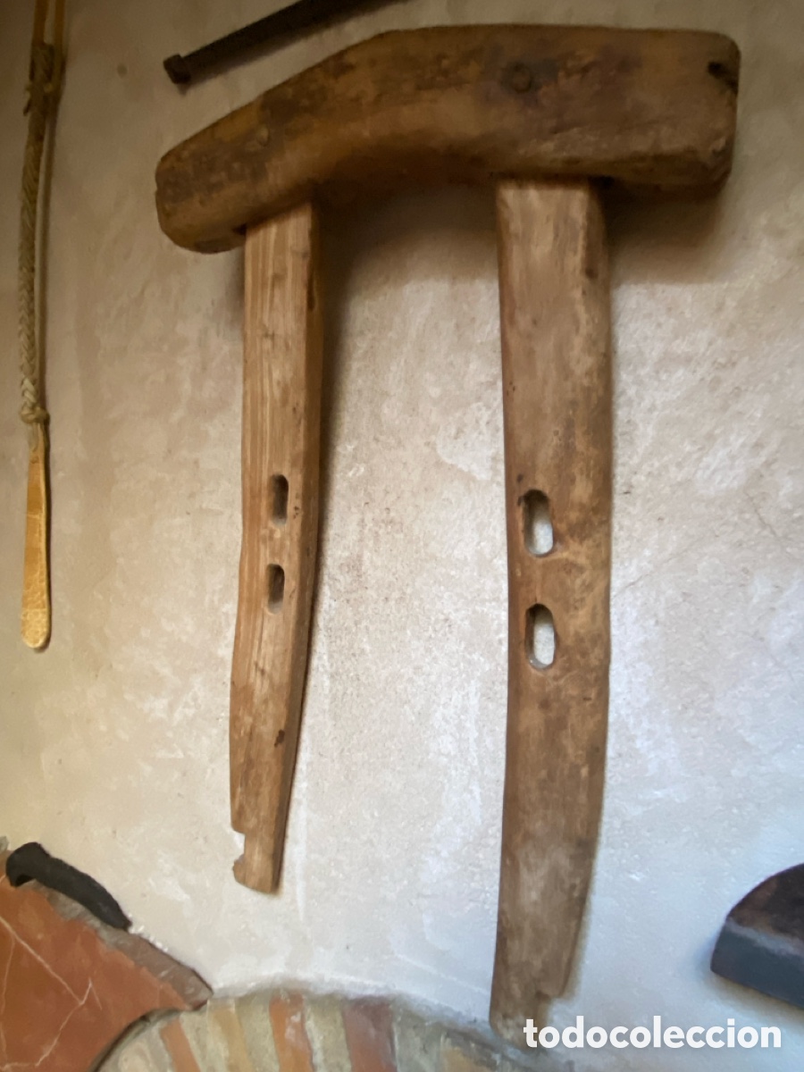 Antig&uuml;edades: Antiguo horcate de madera - Foto 2