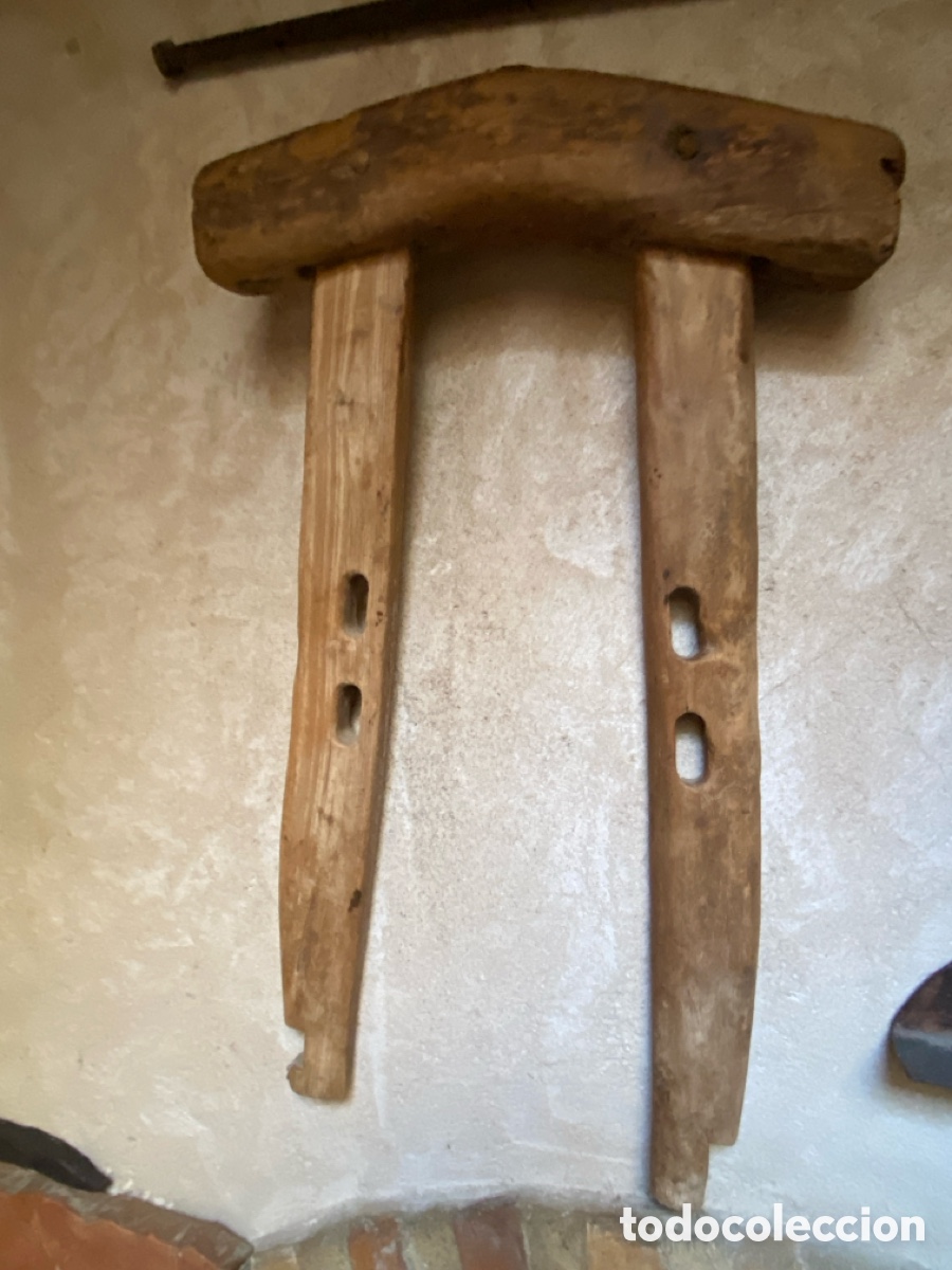 Antig&uuml;edades: Antiguo horcate de madera - Foto 1
