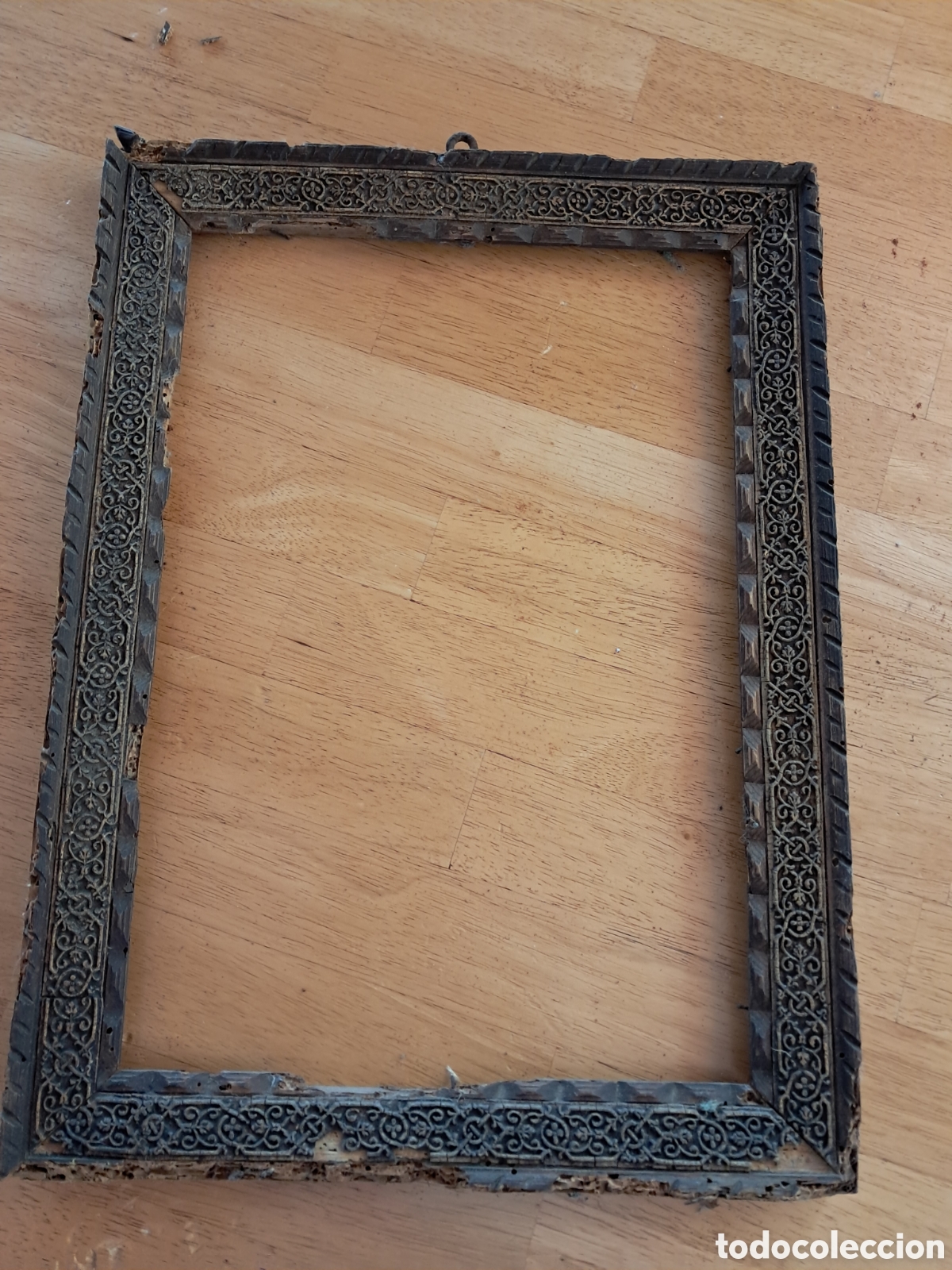 Antig&uuml;edades: Marc Modernista de final del XIX per restaurar