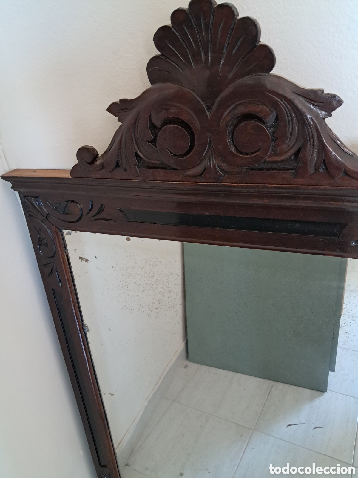 Antig&uuml;edades: Espejo Modernista o Alfonsino de finales del XIX o principis del XX